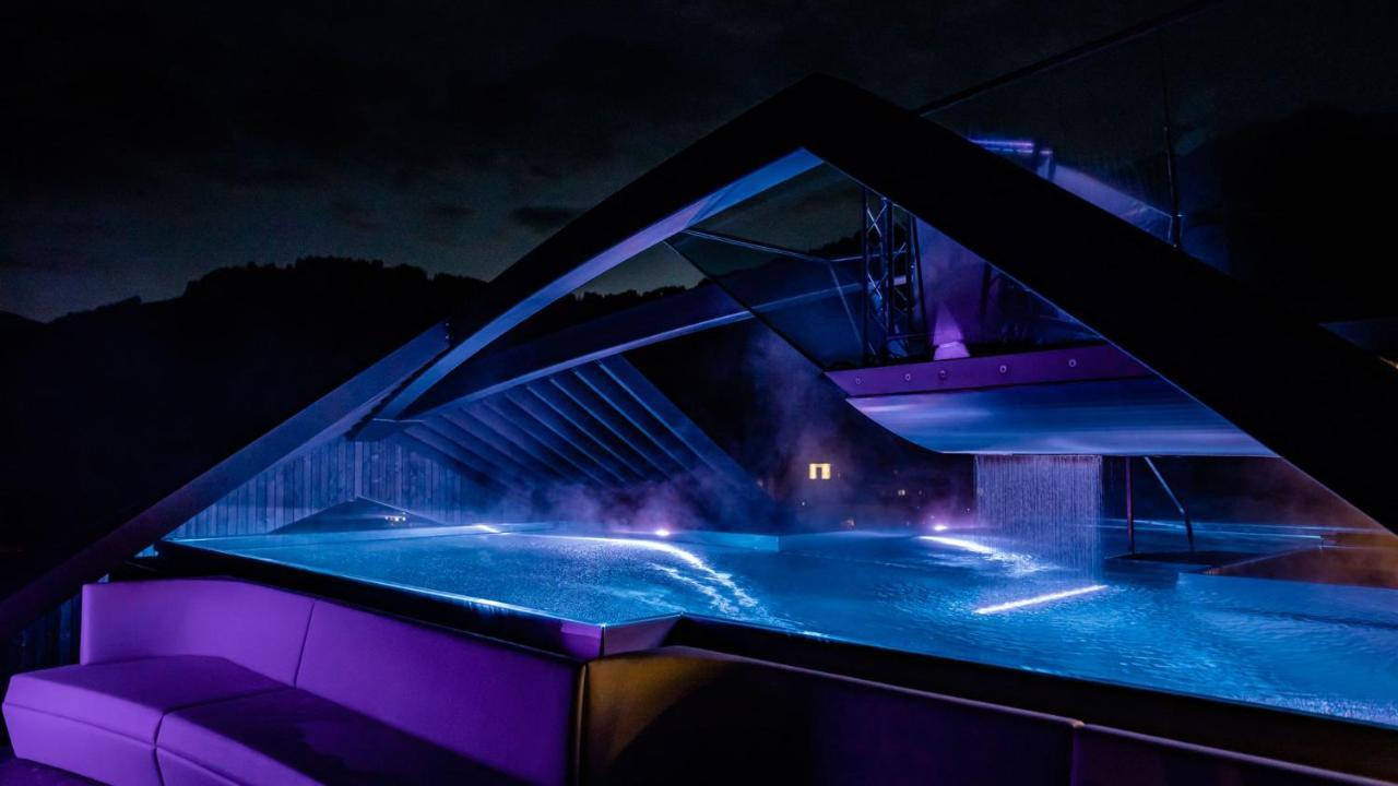פיס Alps Lodge מראה חיצוני תמונה