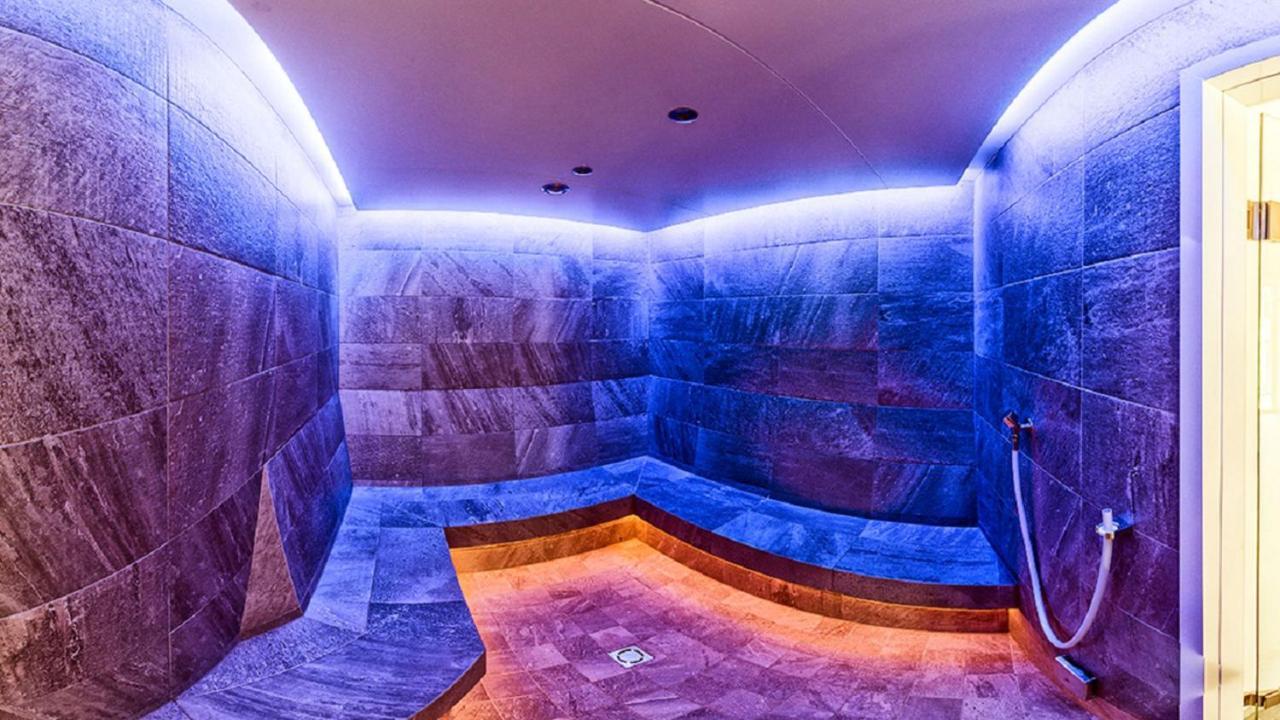 פיס Alps Lodge מראה חיצוני תמונה