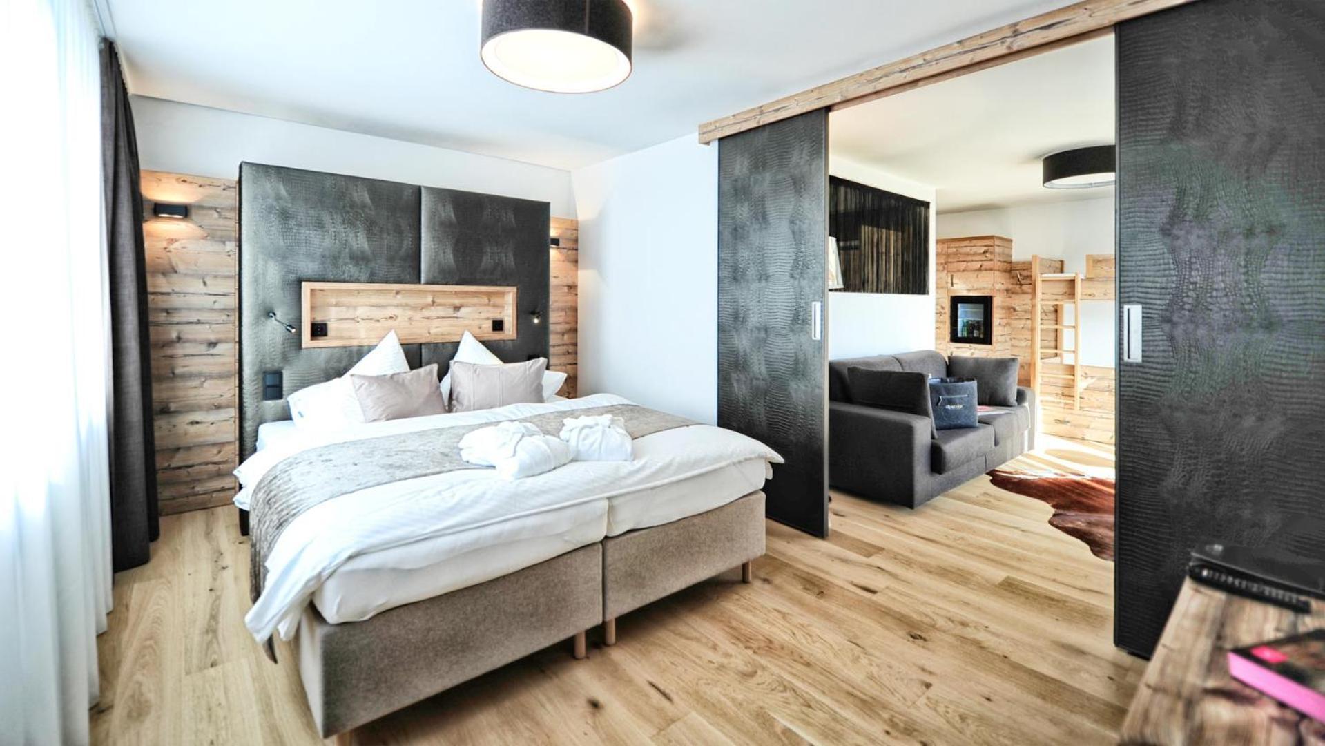 פיס Alps Lodge חדר תמונה