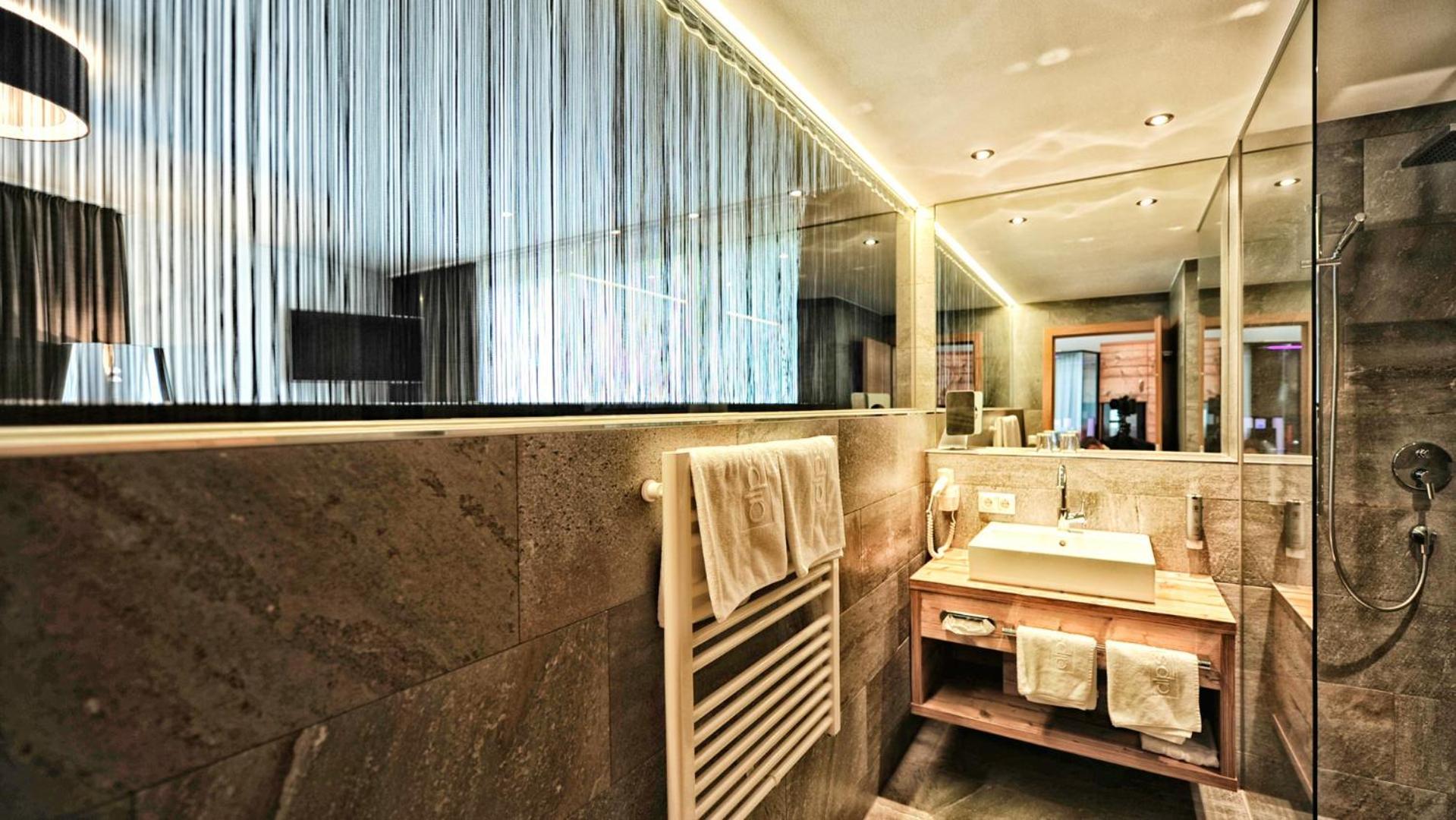 פיס Alps Lodge חדר תמונה