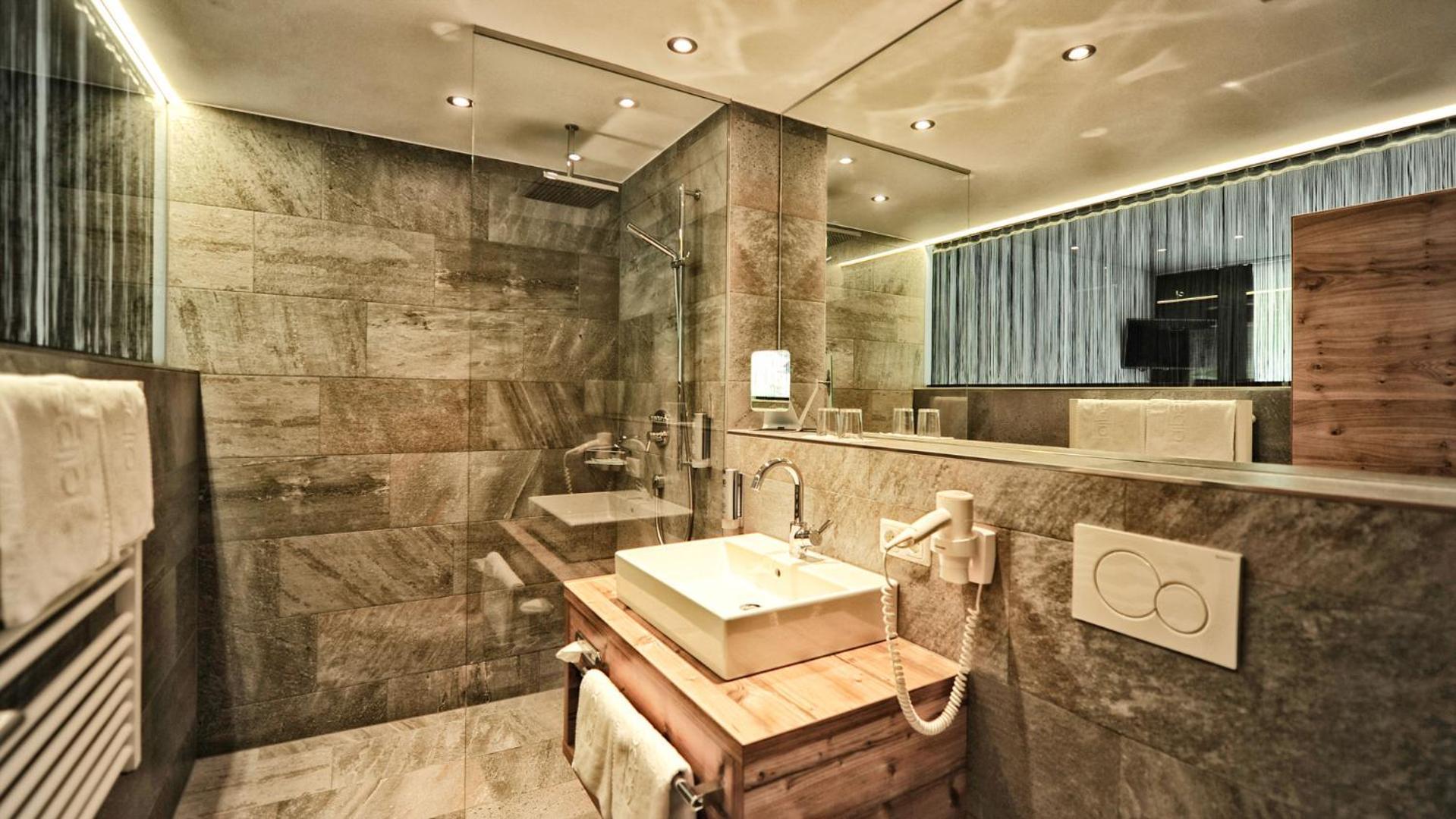 פיס Alps Lodge חדר תמונה